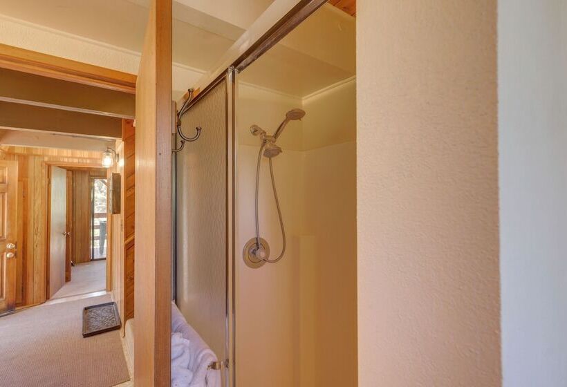 Colorful Alpine Cabin W/ Deck & Mountain View