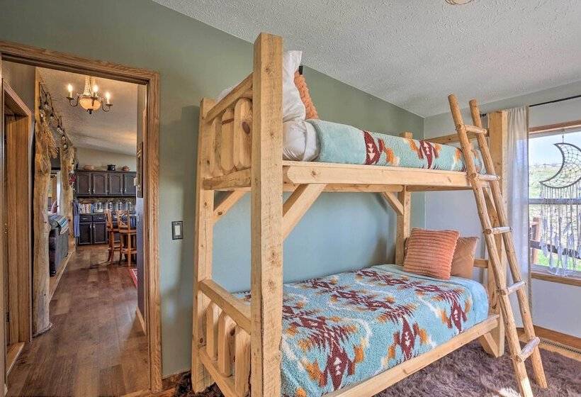 Cozy Black Hills Home On 13 Acres W/ Deck & Views!