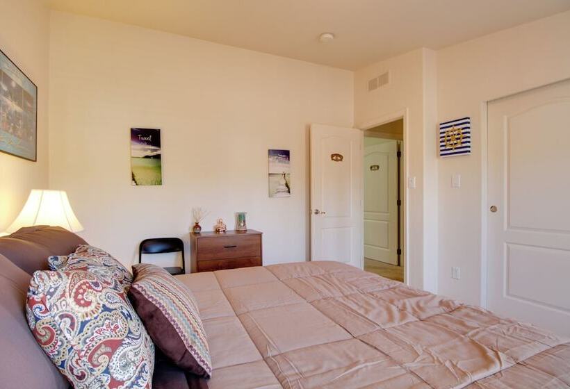 Clearlake Oaks Home W/ Game Room, Dock & Deck