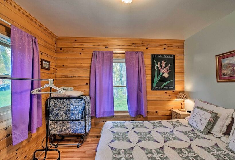 Cozy Colorado Cabin W/ Deck, Grill & River Access!