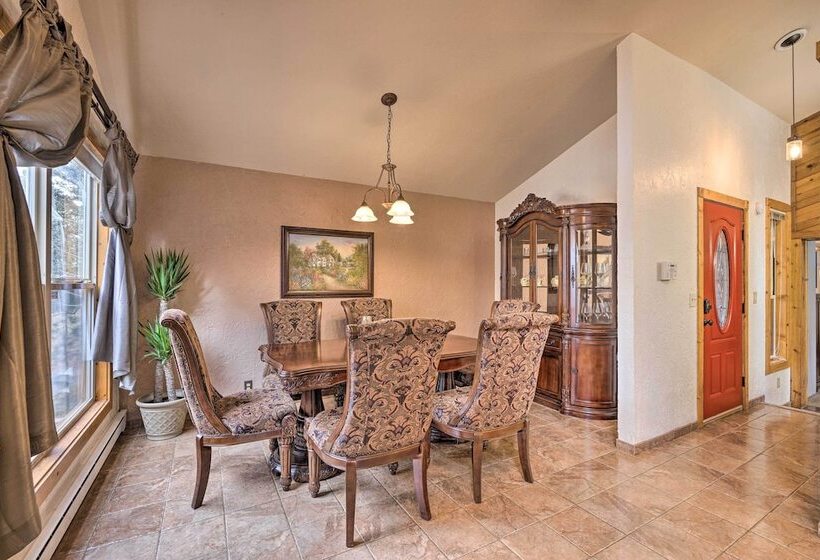 Cozy Home W/ Hot Tub   11 Mi To Rainbow Falls