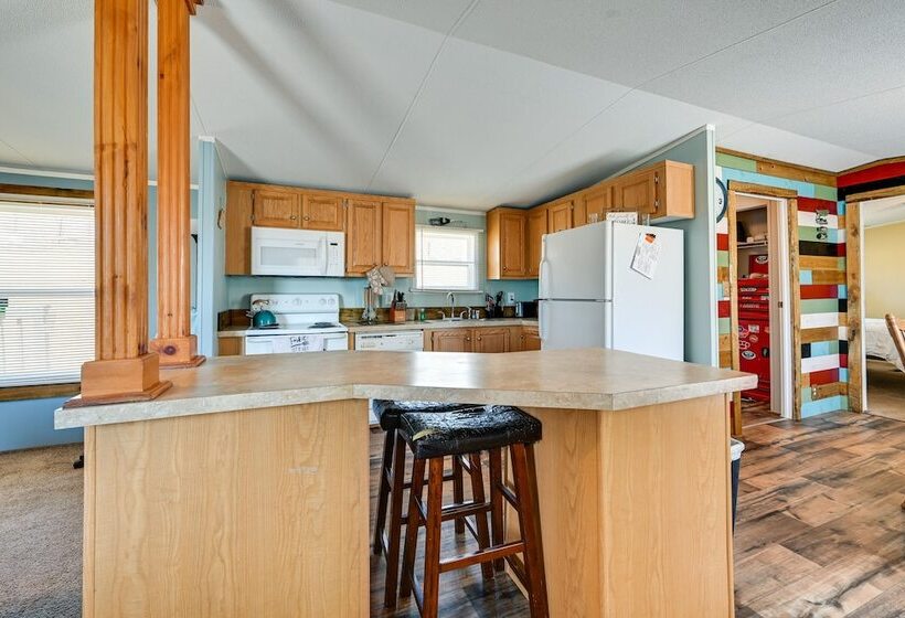 Cozy Kentucky Retreat W/ Deck, Grill & Fire Pit!