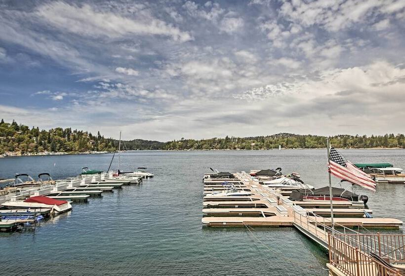 Cozy Lake Arrowhead Cabin W/ Hot Tub & Deck!