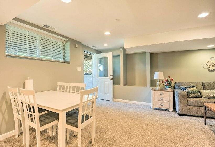 Cozy Lakeside Maryland Home 12 Mi To Dtwn!