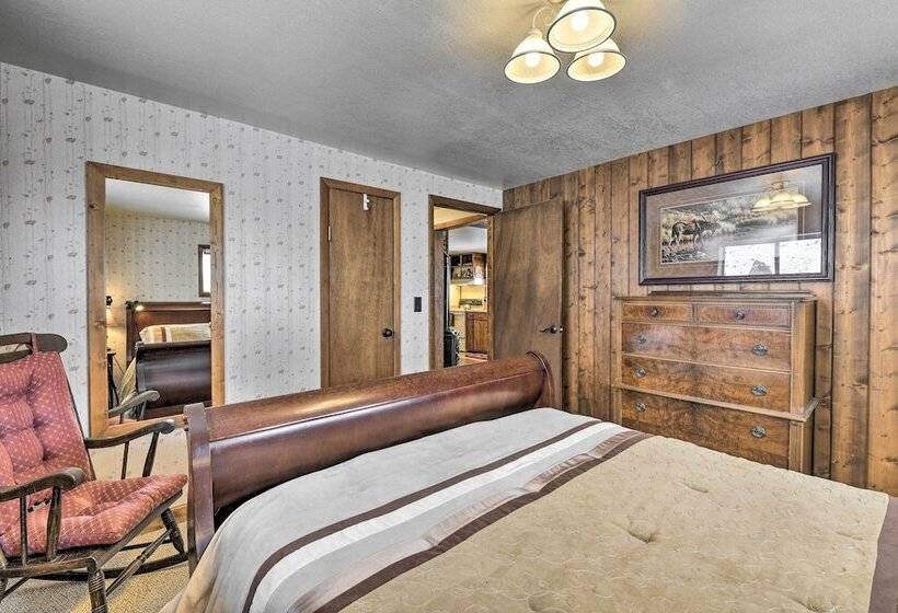 Cozy Log Cabin Escape In The Heart Of Creede!