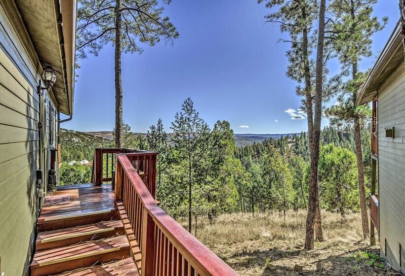 Cozy & Modern Ruidoso Cabin W/ Stellar Views!