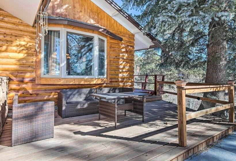 Cozy Mountain Escape: Pet Friendly Bailey Cabin