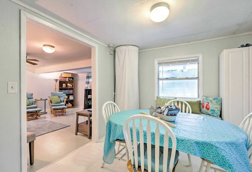 Cozy Obrien Home W/ Fire Pit & Patio Near Rivers!