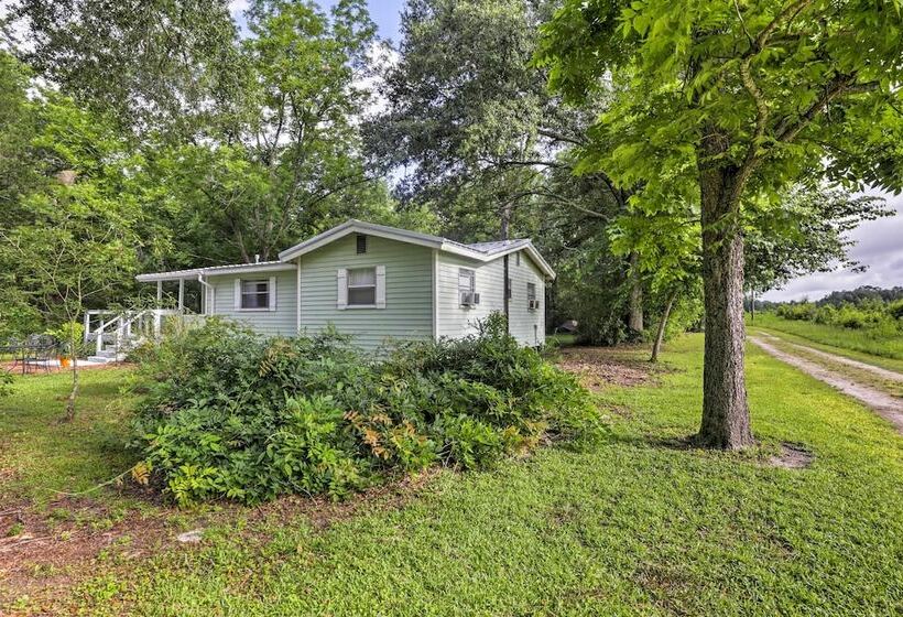 Cozy Obrien Home W/ Fire Pit & Patio Near Rivers!