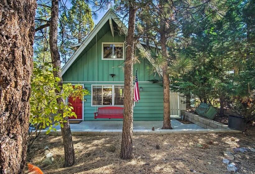 3 Mi To Lake: Sugarloaf Cabin W/ Deck & Yard