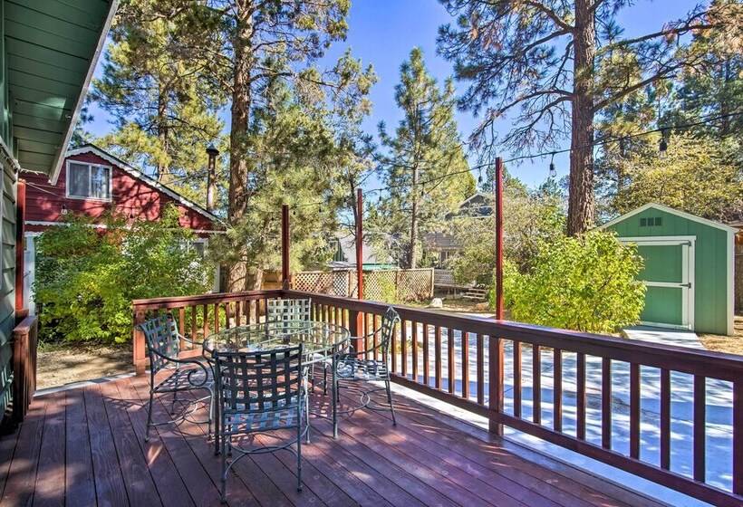 3 Mi To Lake: Sugarloaf Cabin W/ Deck & Yard