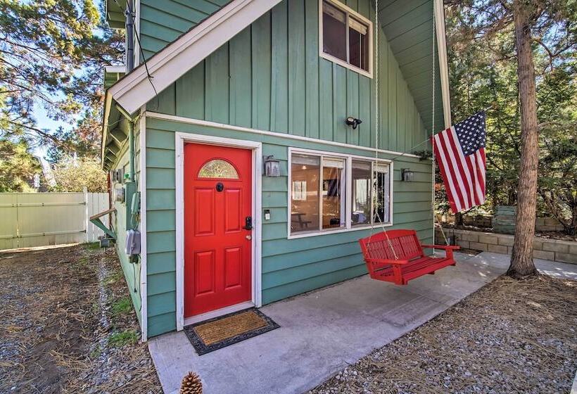 3 Mi To Lake: Sugarloaf Cabin W/ Deck & Yard