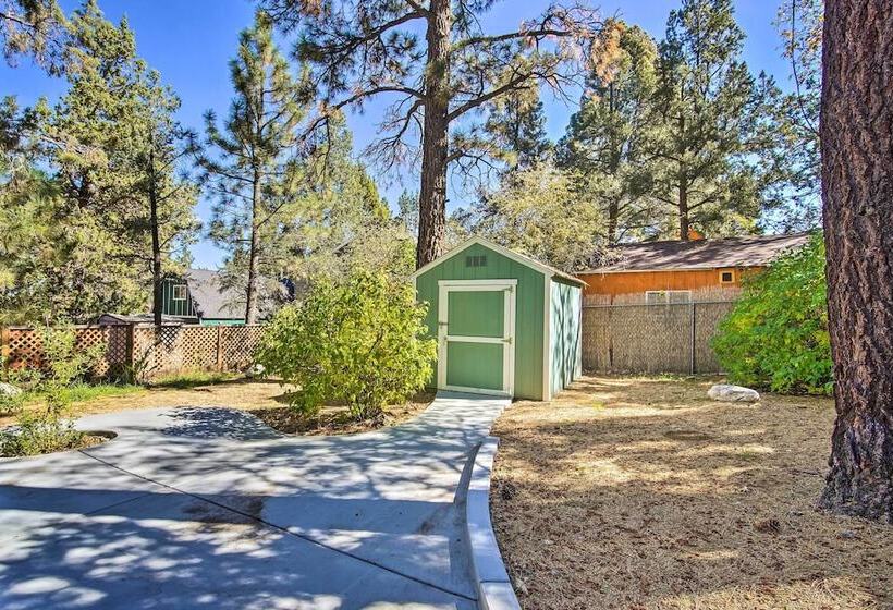 3 Mi To Lake: Sugarloaf Cabin W/ Deck & Yard