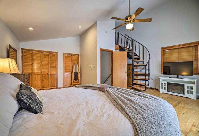 Cozy Tobyhanna Home W/ Community Amenities!