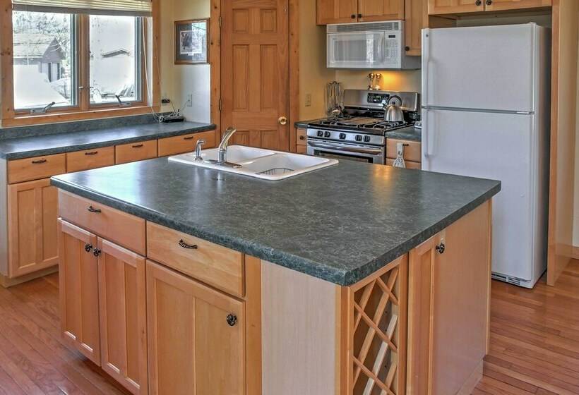 Crosslake Home On Little Pine Lake W/ Boat Landing