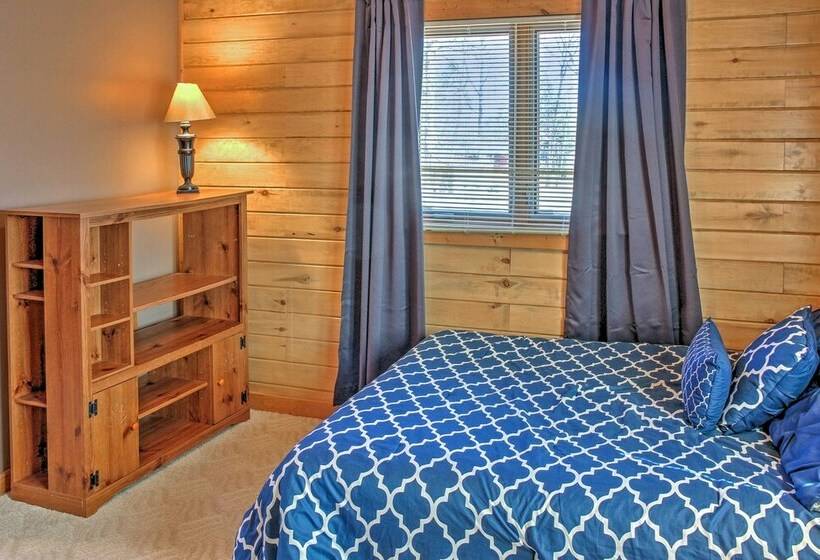 Crosslake Home On Little Pine Lake W/ Boat Landing