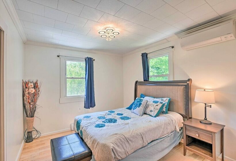 Cute Ellsworth Home W/ Deck, 16 Mi To Acadia!