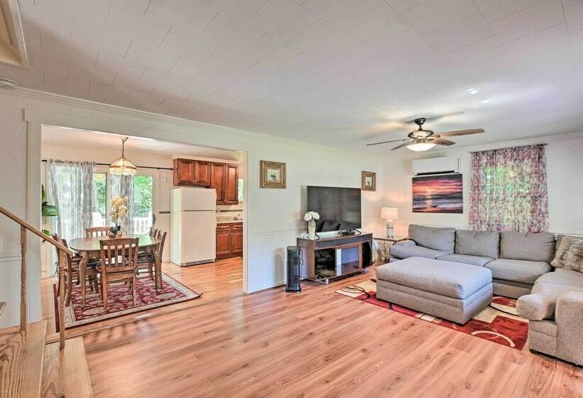 Cute Ellsworth Home W/ Deck, 16 Mi To Acadia!