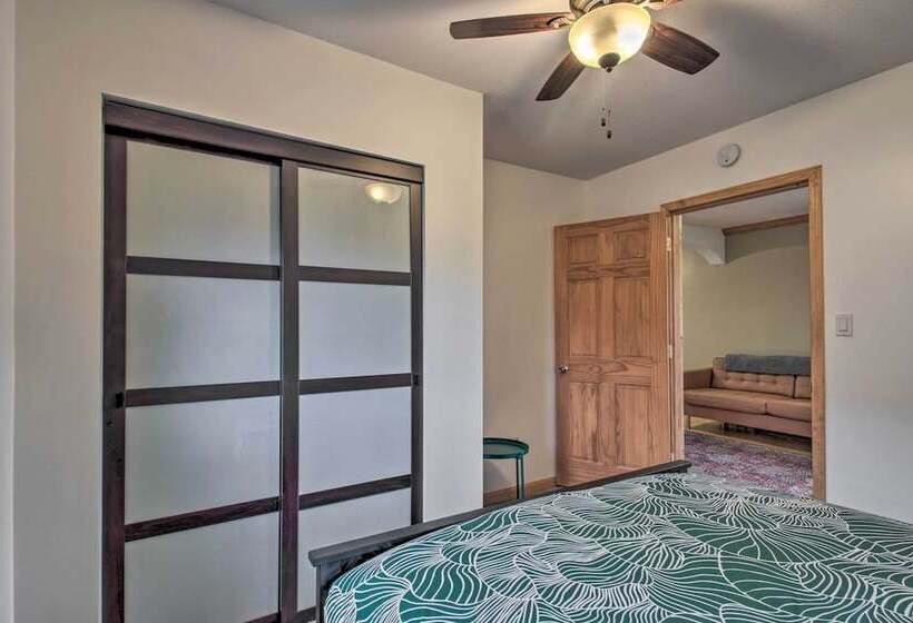 Dog Friendly Crosby Home W/ Bike Storage!