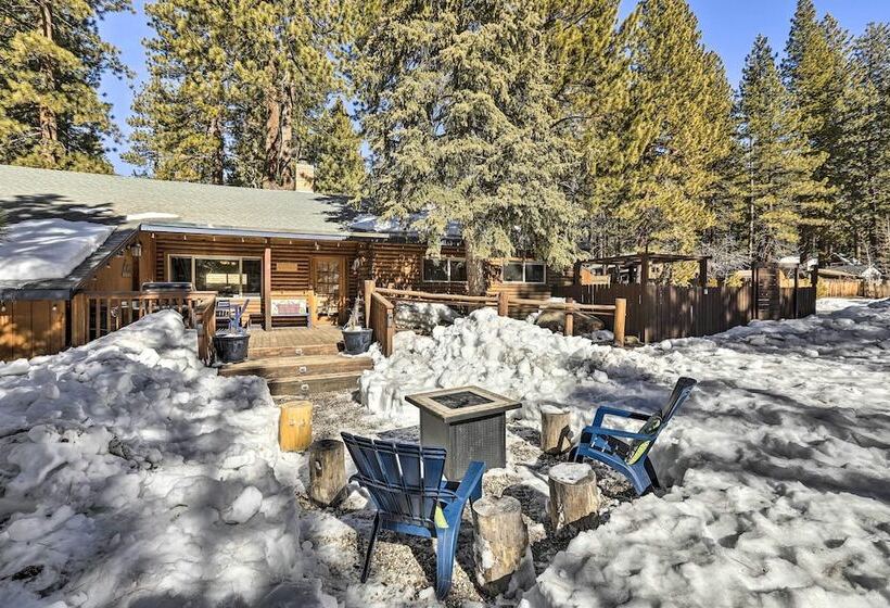 Dog Friendly Kings Beach Log Cabin W/ Hot Tub!