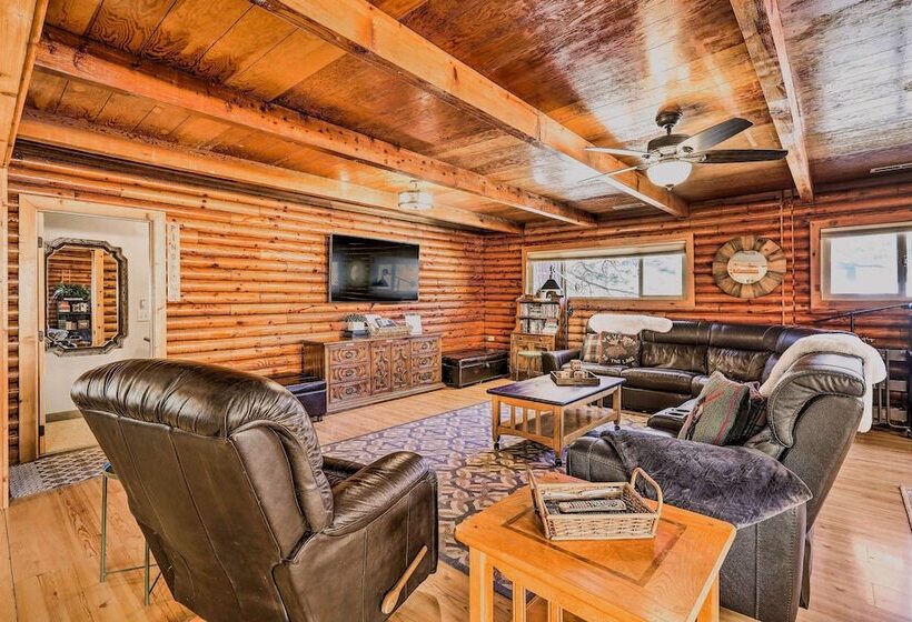 Dog Friendly Kings Beach Log Cabin W/ Hot Tub!