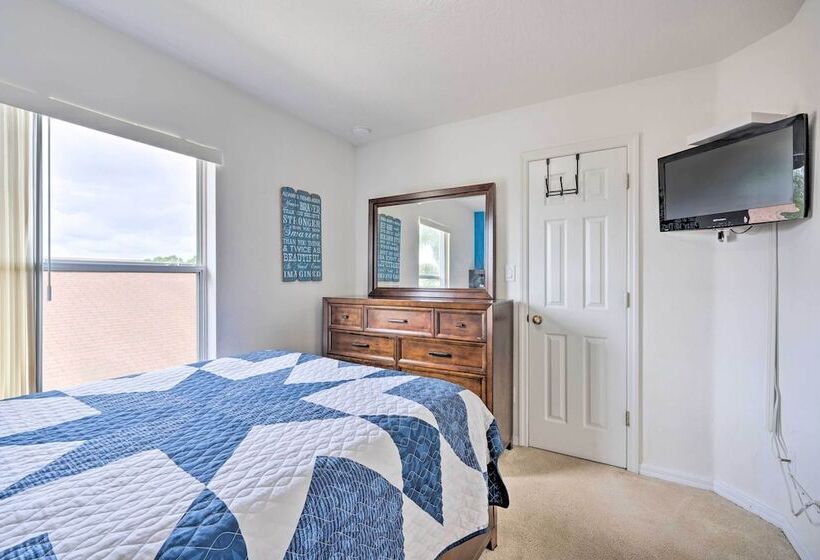 Dog Friendly Kissimmee Home W/ Lanai + Pool!