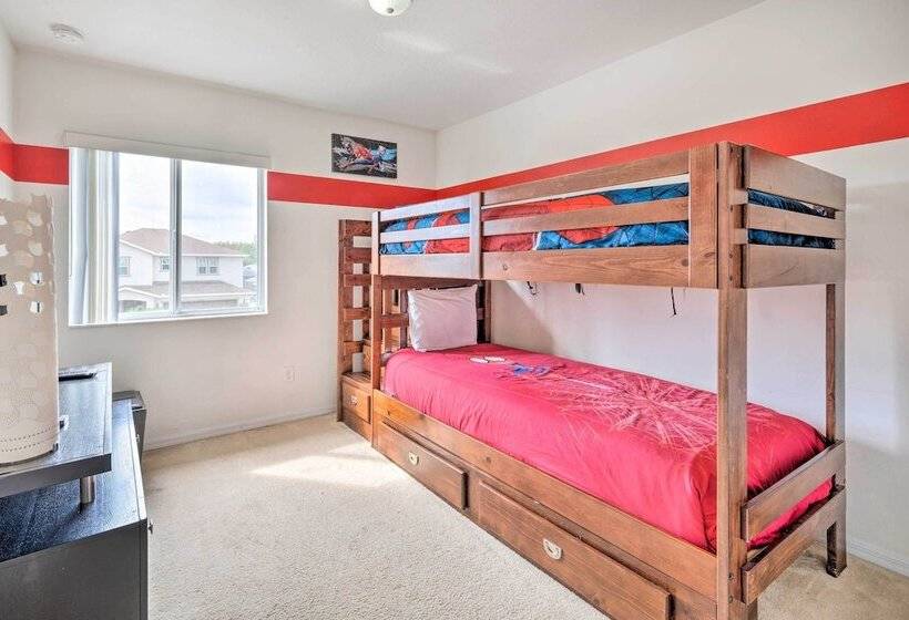 Dog Friendly Kissimmee Home W/ Lanai + Pool!