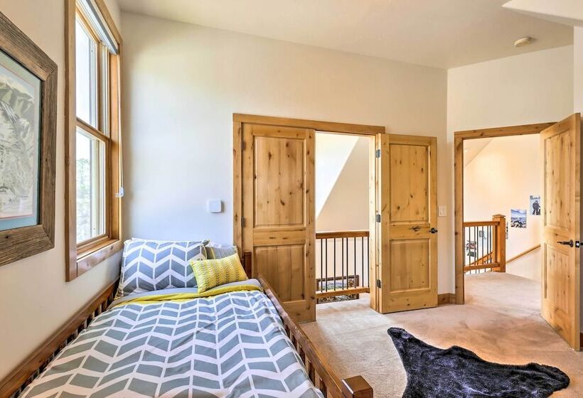 Dtwn Frisco Home W/ Mtn View, 11 Mi To Ski Breck!