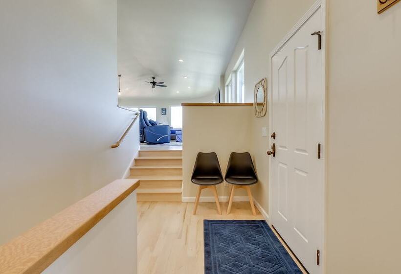 Dreamy Sonoma Coast Home W/ Waterfront Views