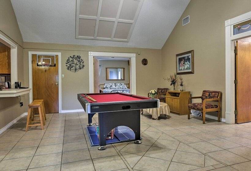 Dripping Springs Home W/ Deck, Near Wedding Venue