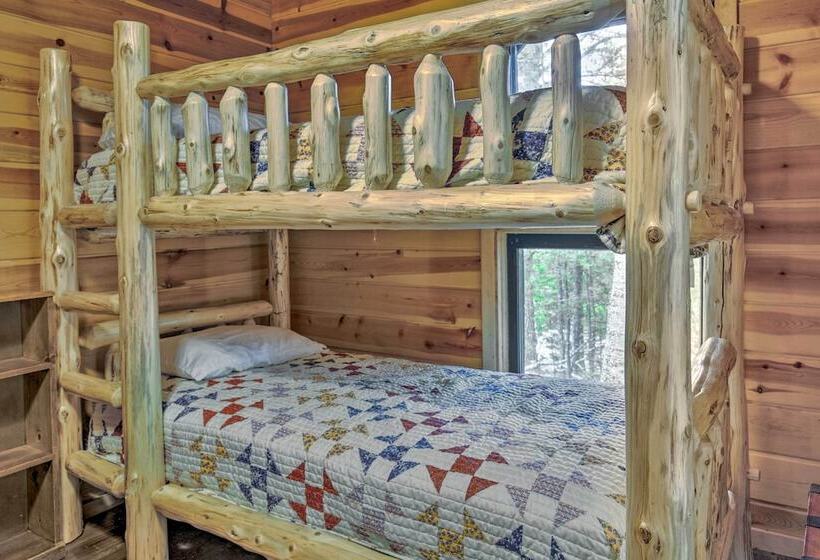 Eagle River Lakefront Retreat W/ Fire Pit & Grill