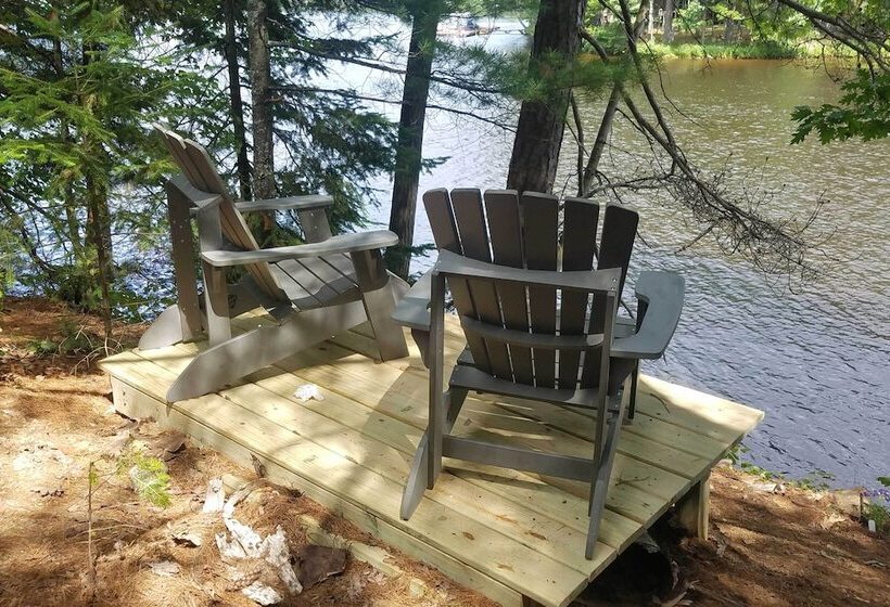 Eagle River Lakefront Retreat W/ Fire Pit & Grill