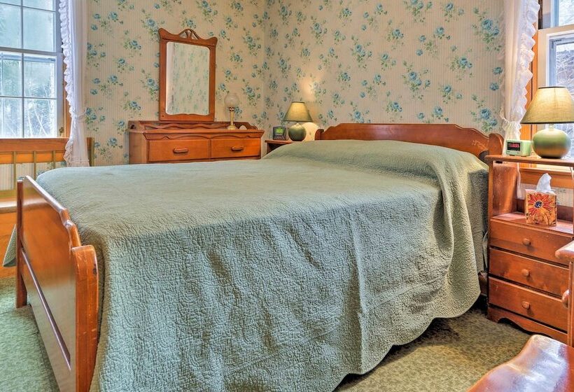 East Otis Reservoir Cabin W/ Porch   Walk To Lake!