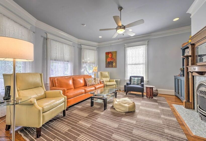 Elegant Raleigh Home W/ Porch, Walk Downtown!