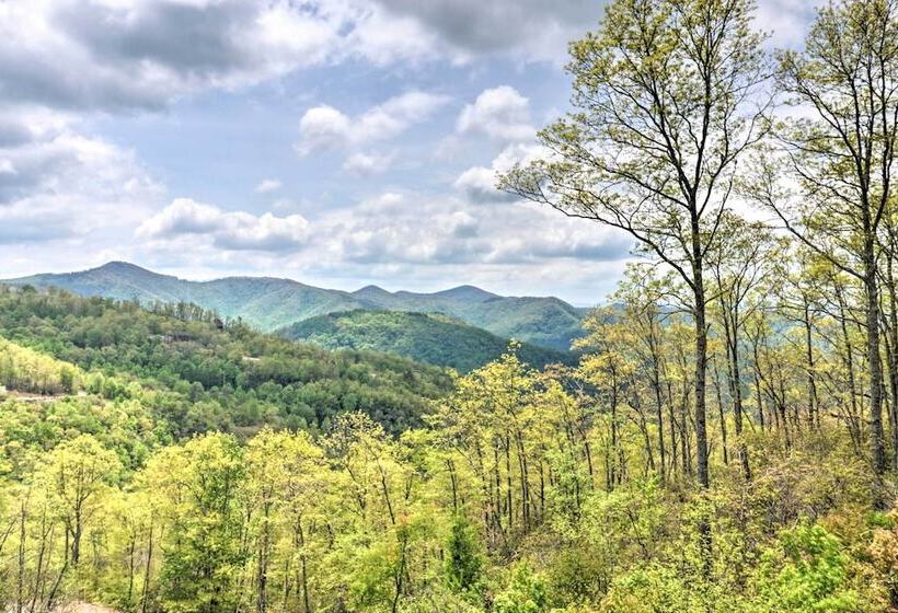 Elevated Cabin Bordering Smoky Mountain Nat L Park