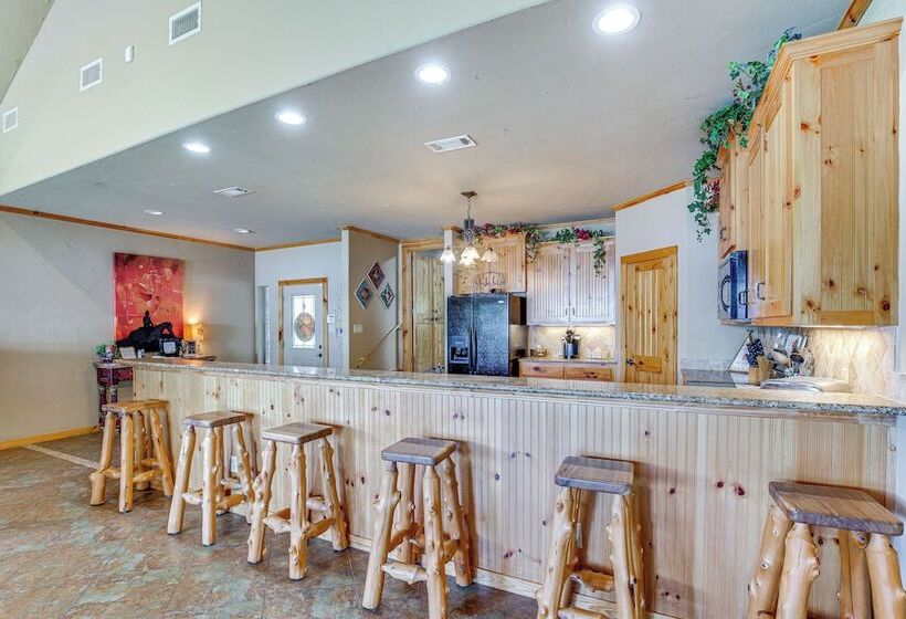 Views & Private Dock: Lakefront Eustace House!