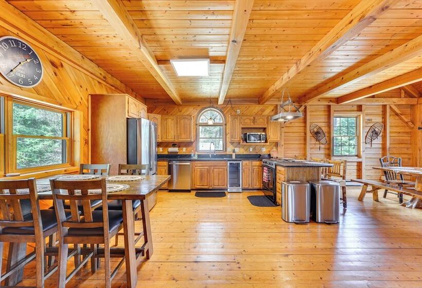 Athol Cabin W/ Deck & Fire Pit, 10 Mi To Lake