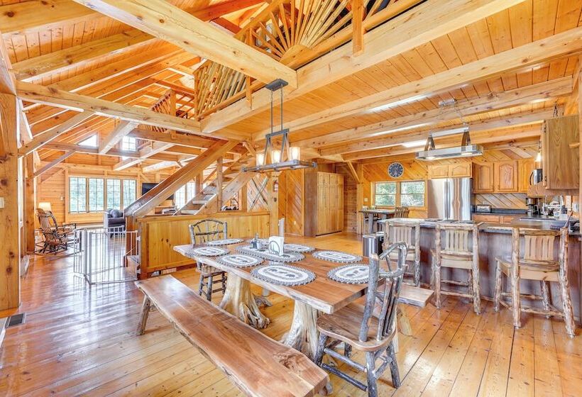 Athol Cabin W/ Deck & Fire Pit, 10 Mi To Lake