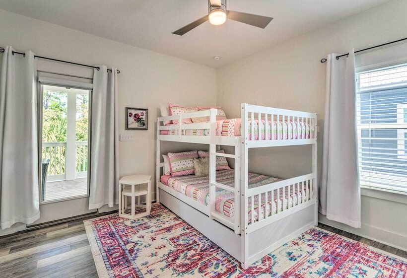 Exquisite  Sugar Magnolia  Abode Near Beach!