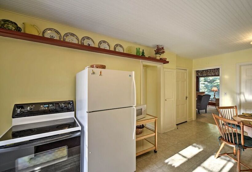 Family Friendly Fish Creek  Cape House  W/ Deck!