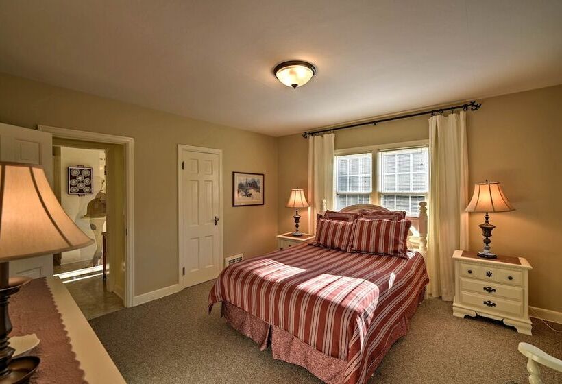 Family Friendly Fish Creek  Cape House  W/ Deck!