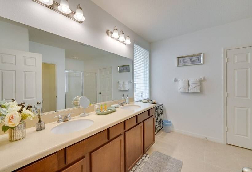 Central Family Home W/ Lanai < 10 Mi To Disney!