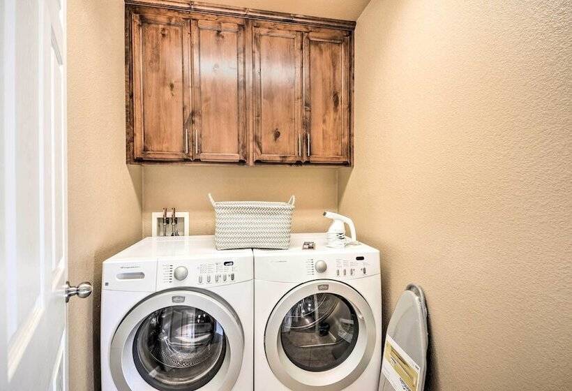 Family Friendly Lincoln Home: 8 Mi To Casino!