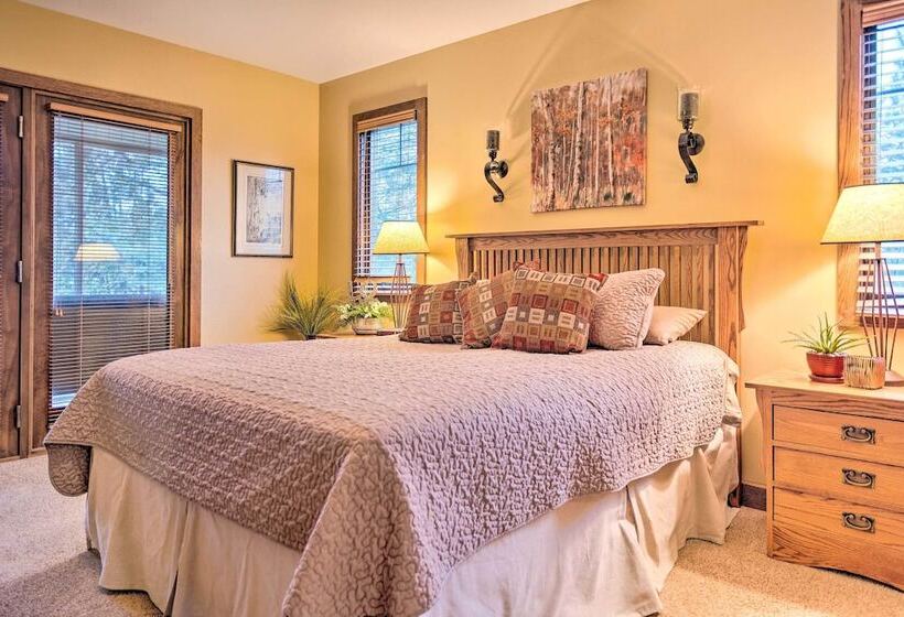 Family Home W/ Deck On Lake Sara: Pets Are Welcome