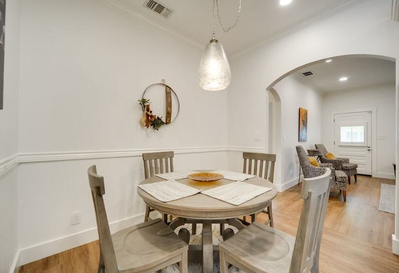 Fredericksburg Home W/ Pool ~ 1 Mi To Main Street!