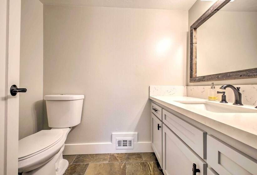 Gorgeous Lake Arrowhead Retreat: Game Room & Deck