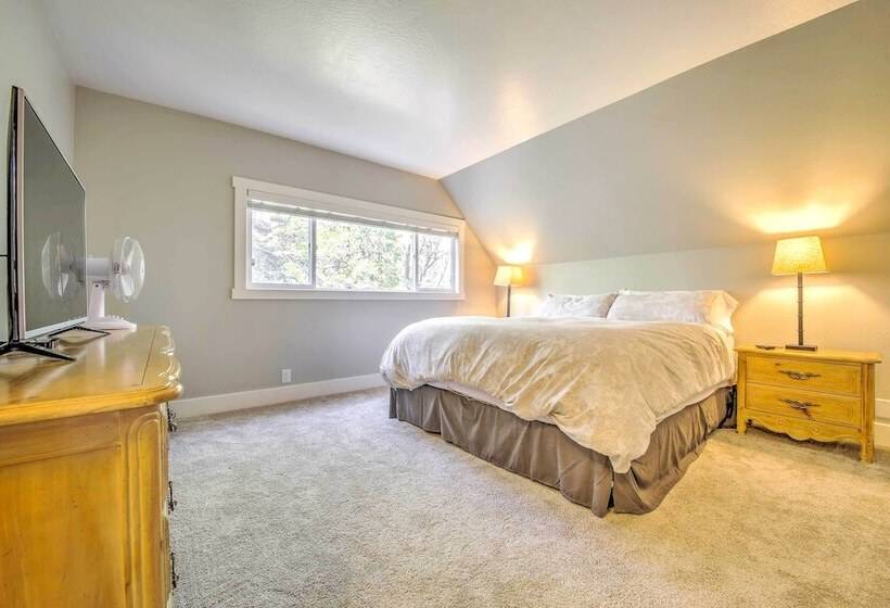 Gorgeous Lake Arrowhead Retreat: Game Room & Deck