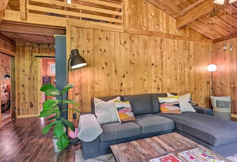 High Falls Restorative Cabin In The Woods!