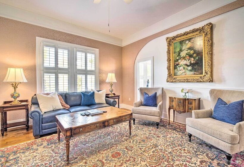 Historic 1891 Ocala Apartment W/ Original Touches!