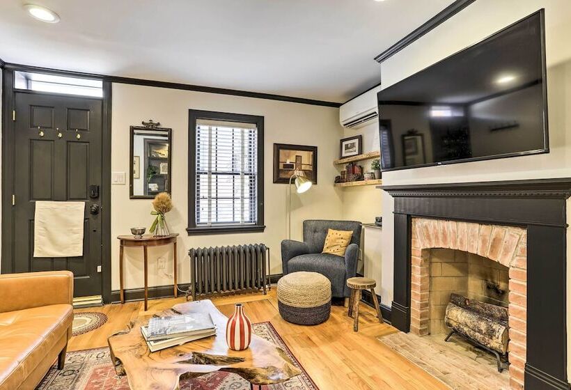 Historic Home W/ Garden: Walk To Center City!
